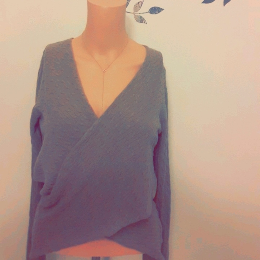 Gap Maternity shirt